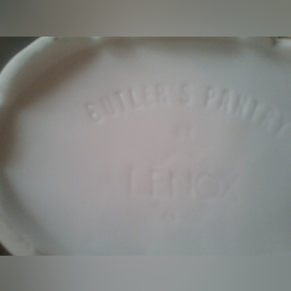 Lenox Butler’s Pantry Teapot 1999 - Picture 2 of 5